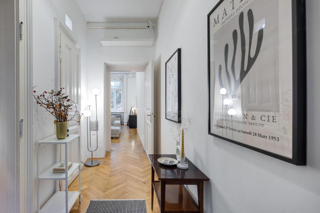 Felsoerdosor Residence Budapest Luaran gambar